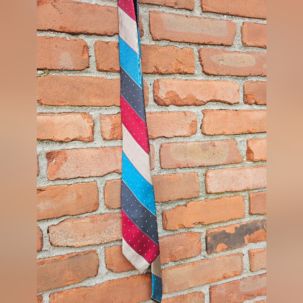 🧵 NYSE Vintage Striped Neck Tie – Burgundy, Blue & Beige with Polka Dots – Clas